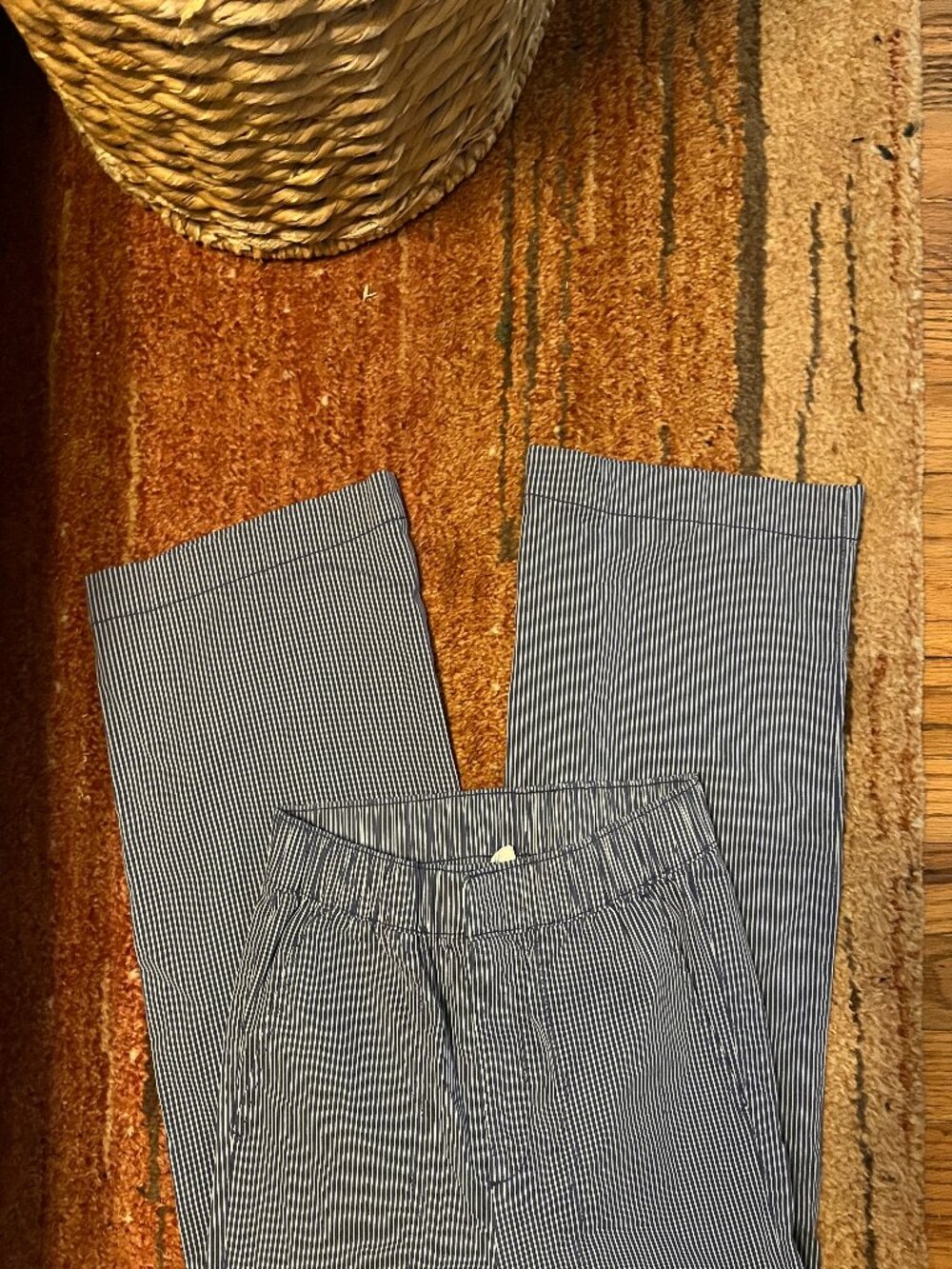 GAP High Rise Easy Wide-Leg Striped Khaki Pant - Picture 7 of 7